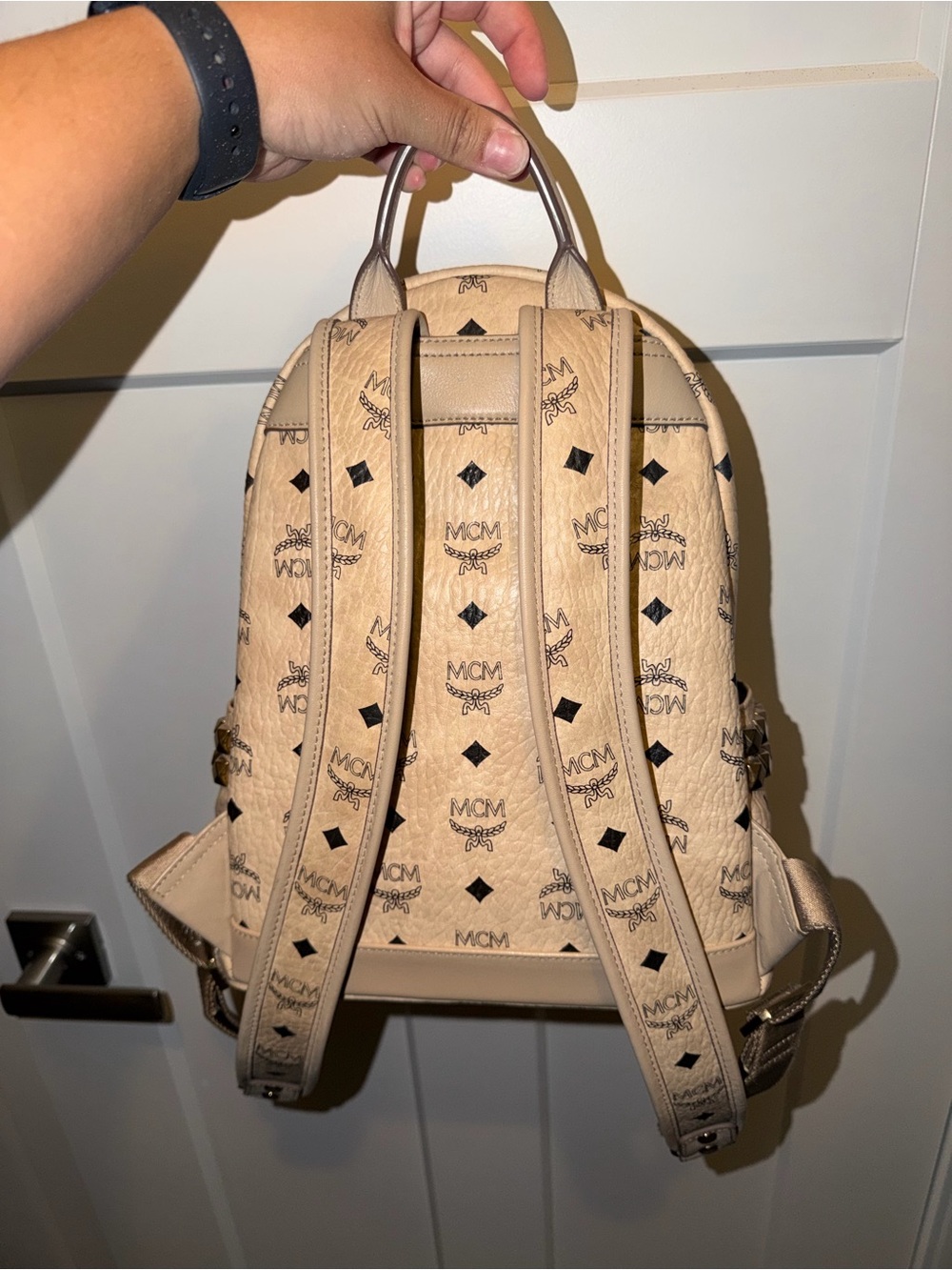 MCM studded visetos backpack - Picture 4 of 8
